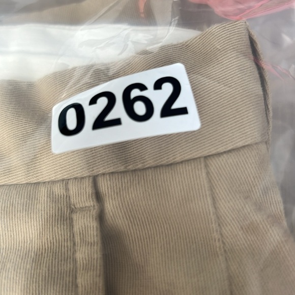 VINCE Cotton Twill Flat Front Griffith Chino Pant in British Khaki Size 32 - Picture 5 of 5